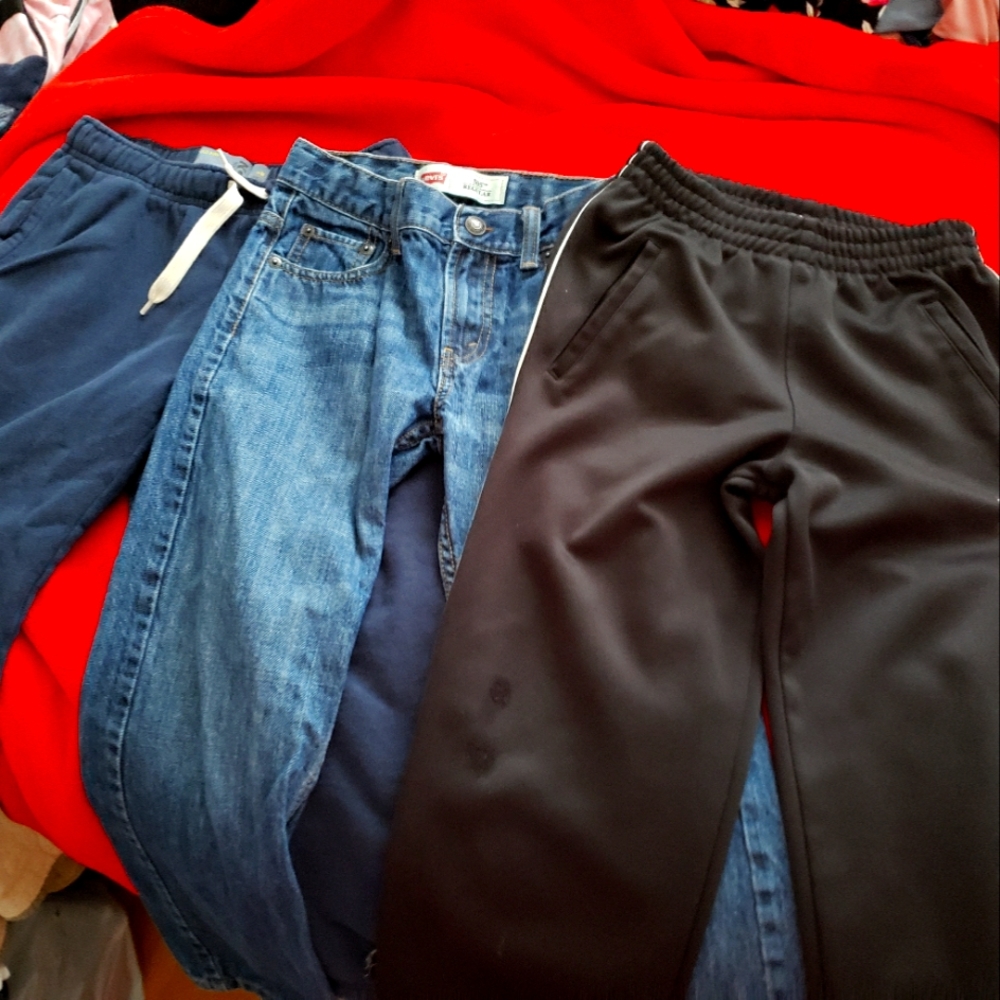 Boys 8 Jeans and Sweats